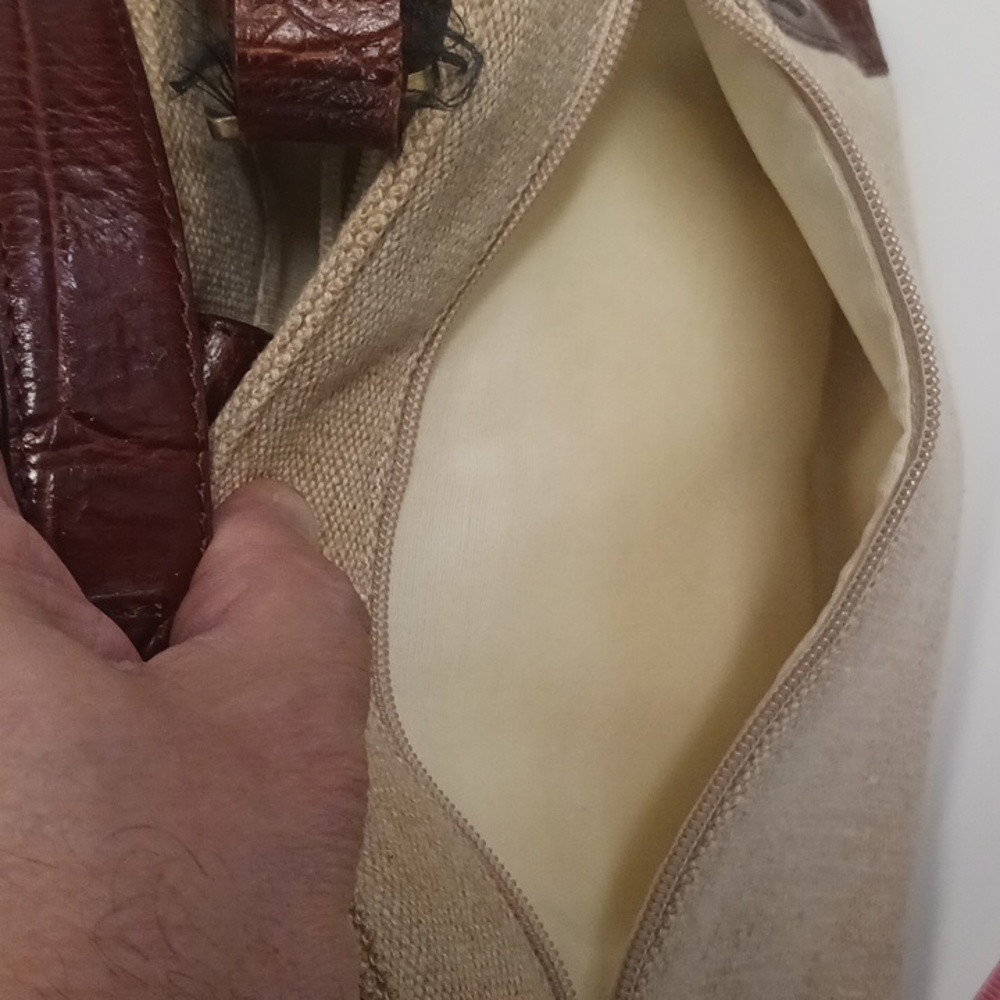 Purse - Picture 6 of 8